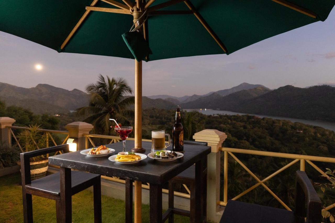 The Albatross, Kandy Дигана Экстерьер фото